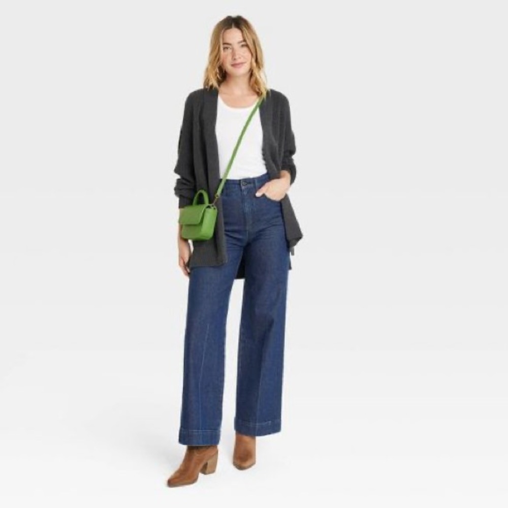 Universal Thread High-Rise Wide Leg Dark Wash Jeans